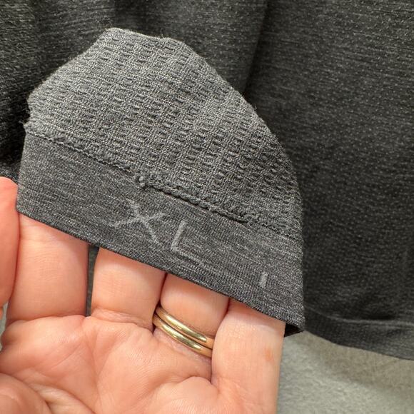 Lululemon 1/2 Zip Mens XL Dark Gray LIVE IN PRACTICE Long Sleeve Pullover Active - Picture 6 of 7